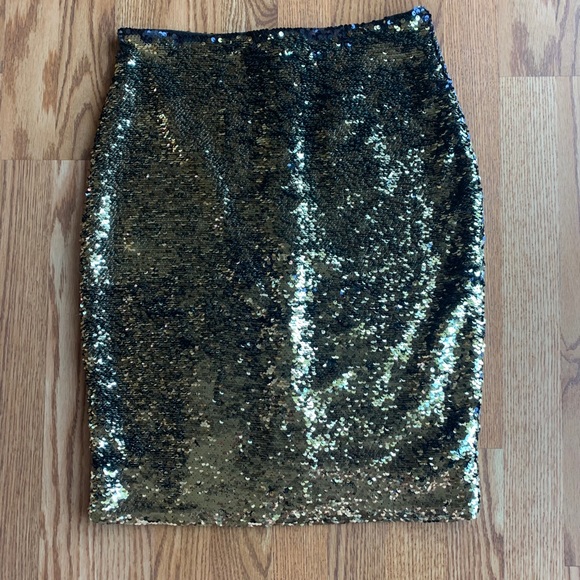 H&M Gold & Black Sequin Sequin Skirt - Picture 1 of 6